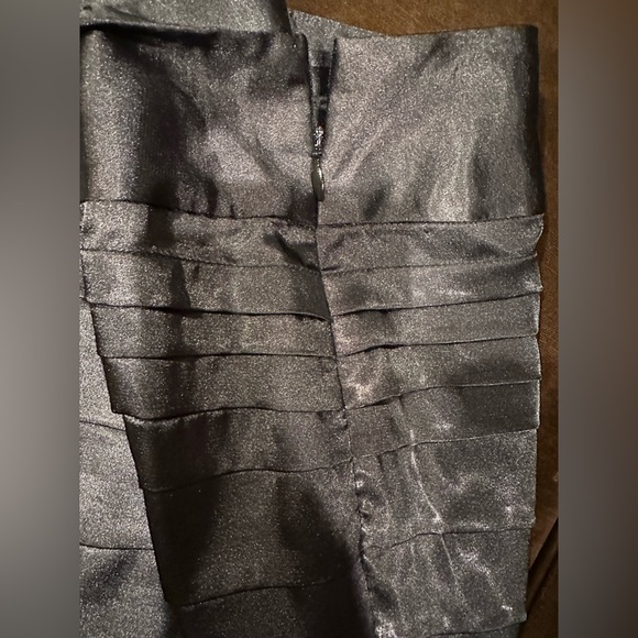 Dalia collection Beautiful Elegant Black Ruffled midi Skirt Zip On Side … - Picture 8 of 12